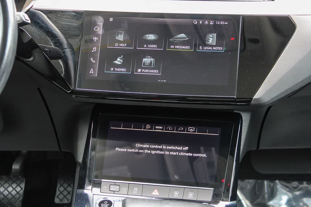 Thumbnail: 2024 Audi Q8 e-tron - 15