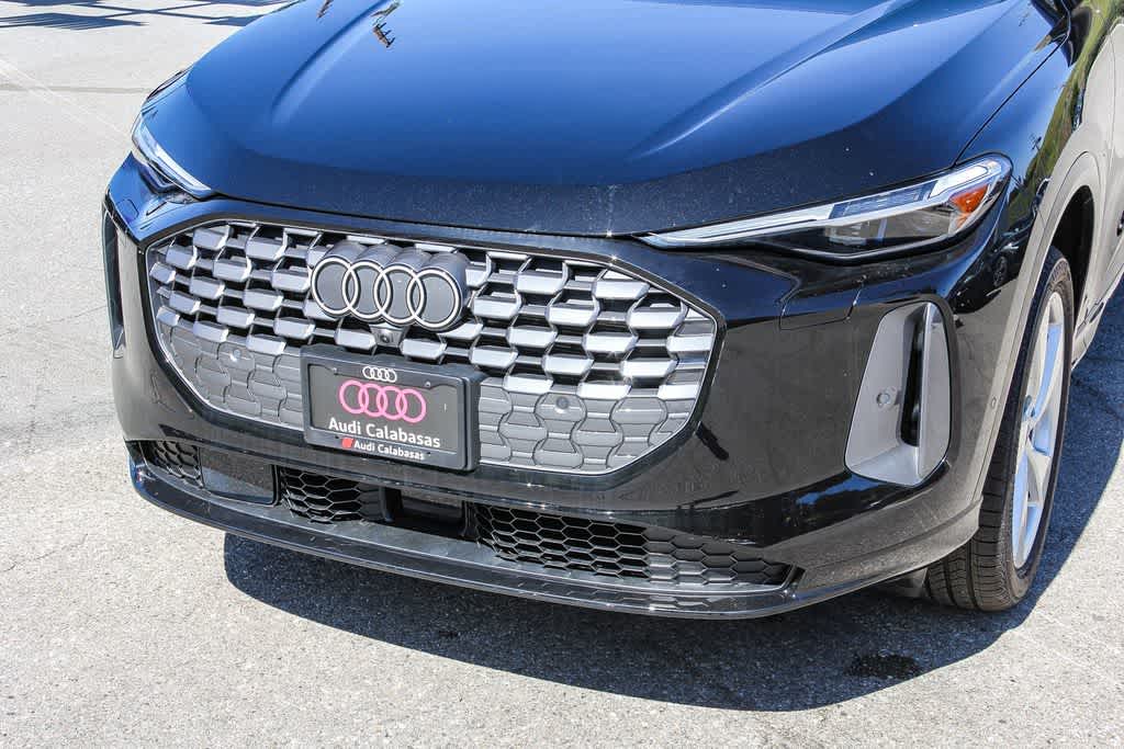 Thumbnail: 2025 Audi Q5 - 8