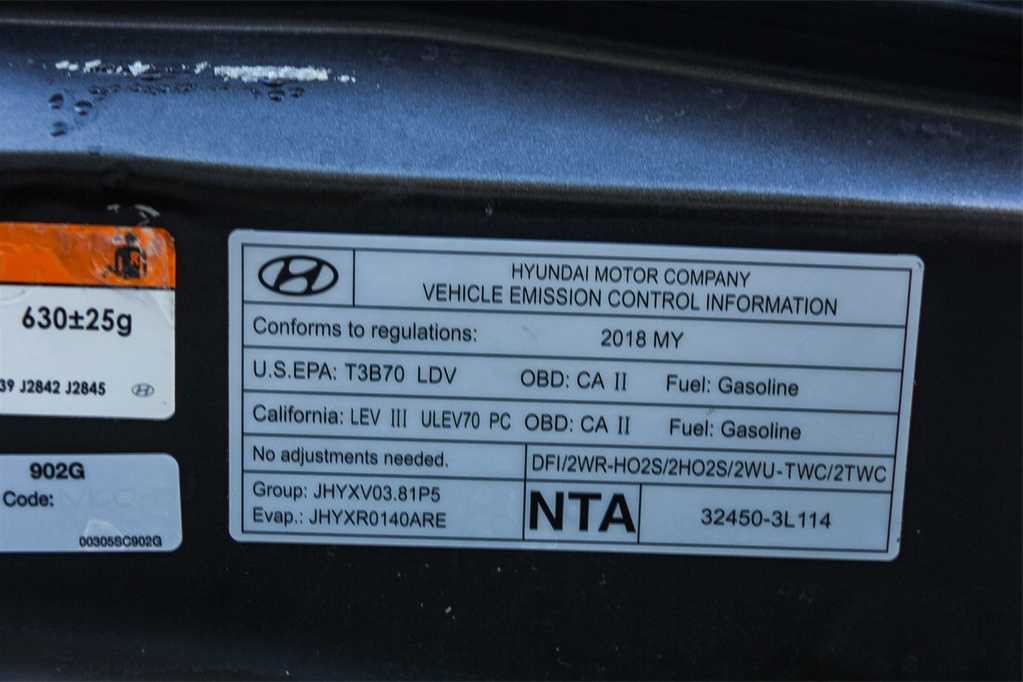 Thumbnail: 2018 Genesis G80 - 27