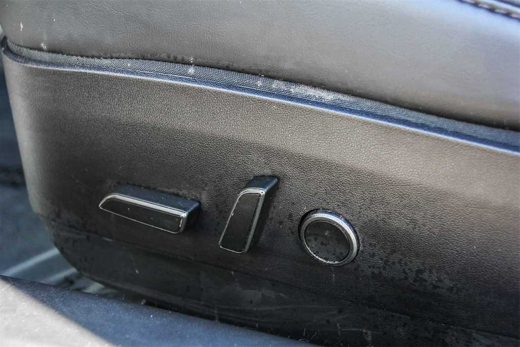 Thumbnail: 2021 Tesla Model 3 - 21