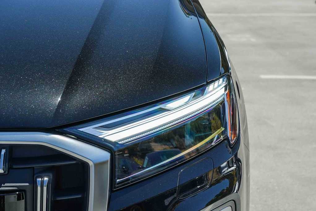Thumbnail: 2025 Audi Q7 - 8