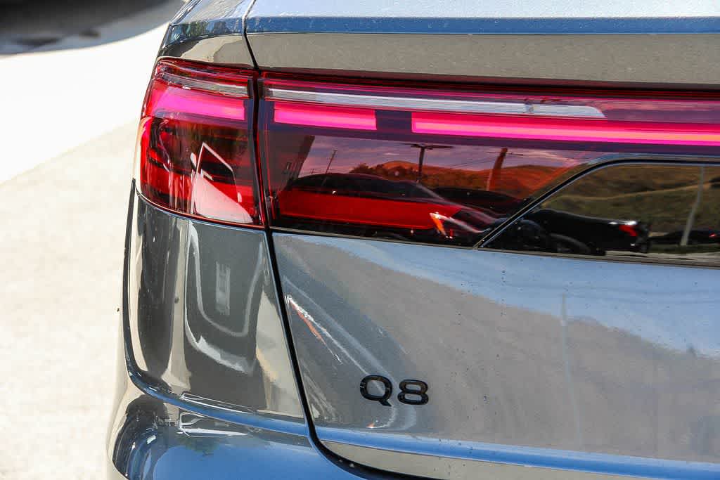 Thumbnail: 2026 Audi Q8 - 11