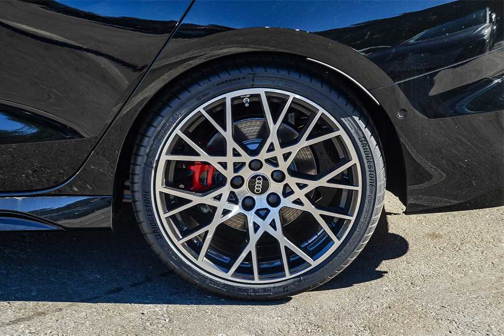 Thumbnail: 2026 Audi RS 3 - 11