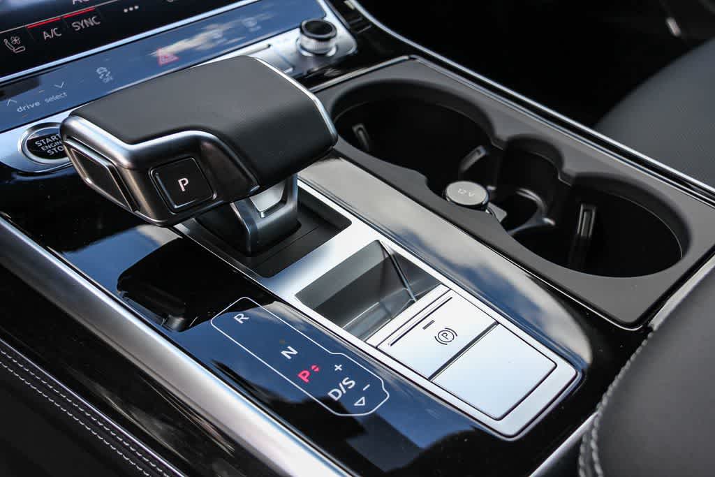 Thumbnail: 2026 Audi Q7 - 20