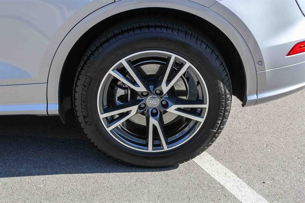 Thumbnail: 2020 Audi Q5 - 8