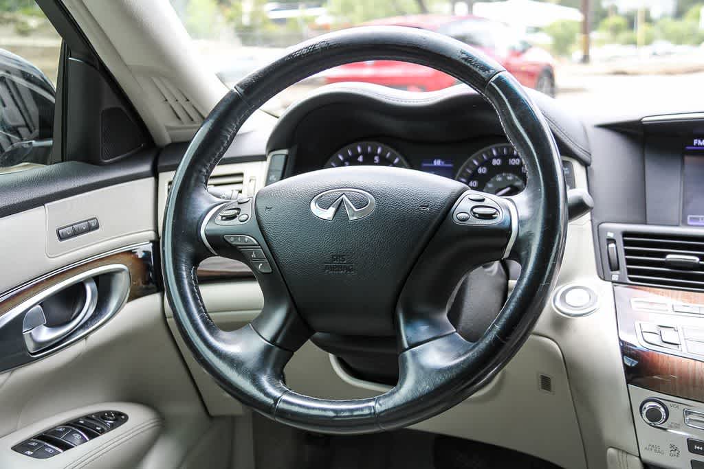 Thumbnail: 2015 INFINITI Q70 - 16