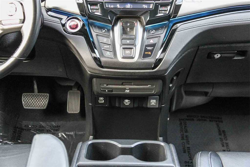 Thumbnail: 2022 Honda Odyssey - 15