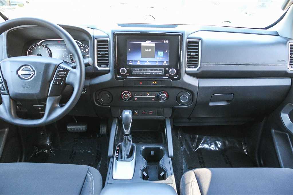 Thumbnail: 2023 Nissan Frontier - 12