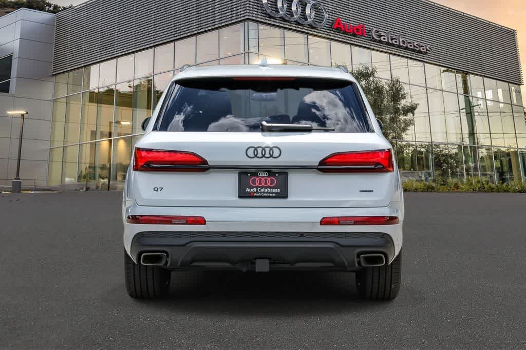 Thumbnail: 2026 Audi Q7 - 3