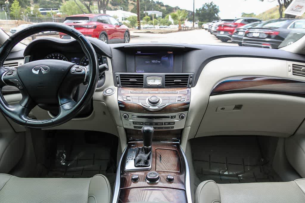 Thumbnail: 2015 INFINITI Q70 - 13