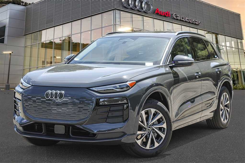 2025 Audi Q6 e-tron Premium -
                  Calabasas, CA