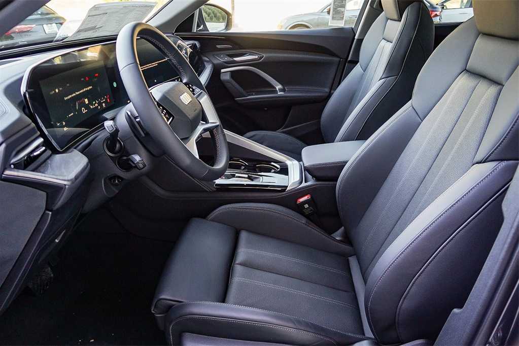 Thumbnail: 2025 Audi Q5 - 20