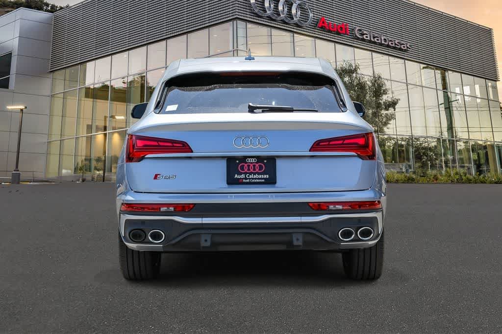 Thumbnail: 2022 Audi SQ5 - 3