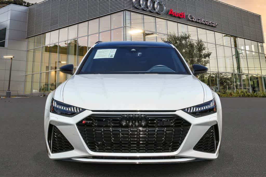 Thumbnail: 2023 Audi RS 6 - 6