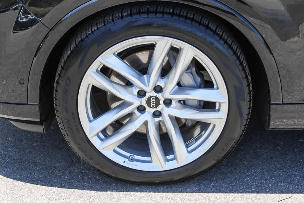 Thumbnail: 2025 Audi Q7 - 9