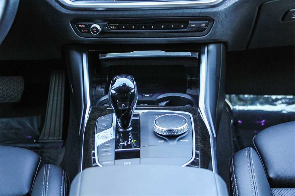 Thumbnail: 2022 BMW 3 Series - 13