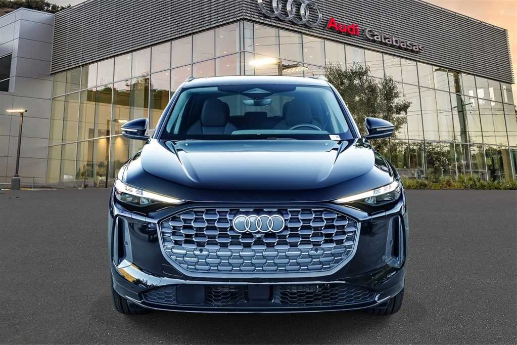 Thumbnail: 2025 Audi Q5 - 6