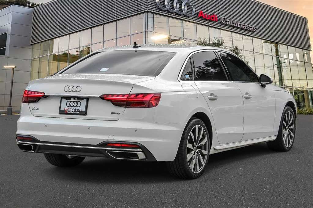 Thumbnail: 2022 Audi A4 - 4