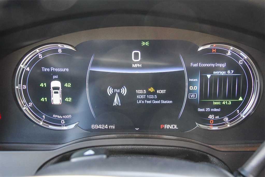 Thumbnail: 2017 Cadillac Escalade - 25