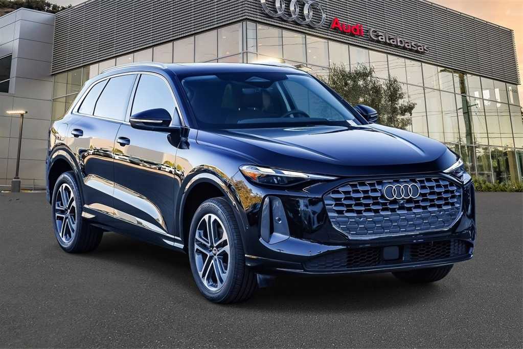 Thumbnail: 2025 Audi Q5 - 3