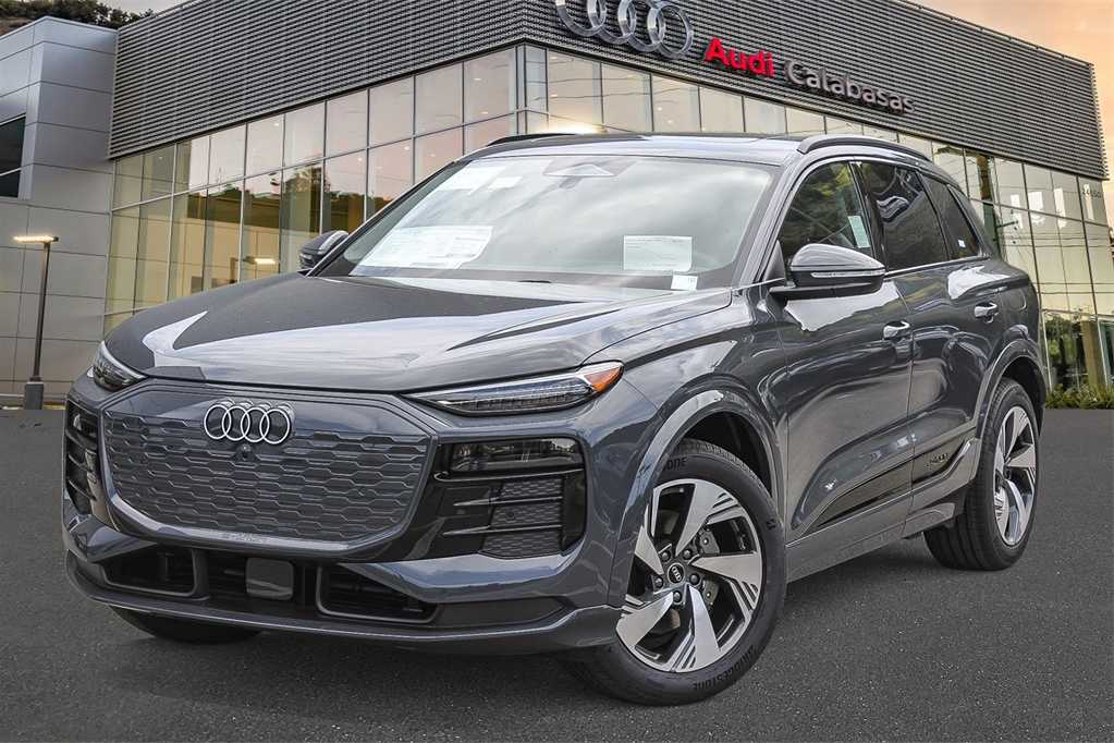 2025 Audi Q6 e-tron Premium Plus -
                  Calabasas, CA