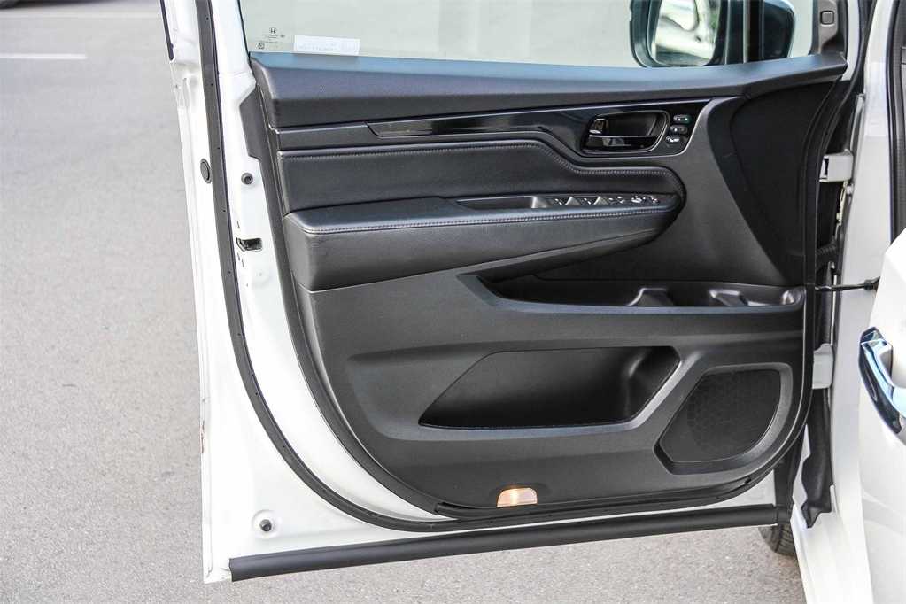 Thumbnail: 2022 Honda Odyssey - 24