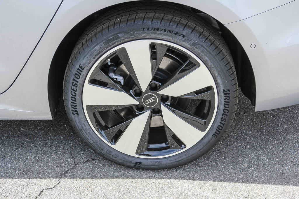 Thumbnail: 2025 Audi A5 - 10