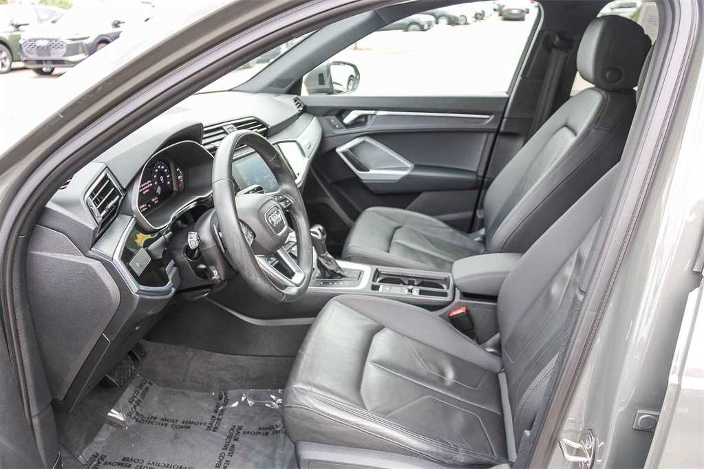 Thumbnail: 2021 Audi Q3 - 18