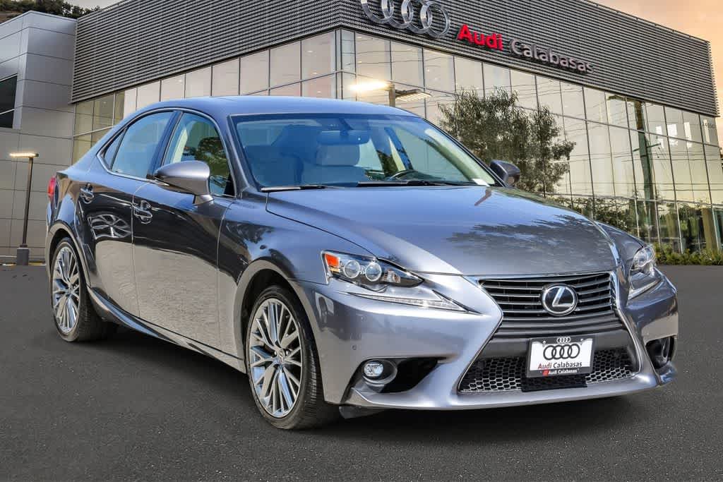 Thumbnail: 2016 Lexus IS - 5