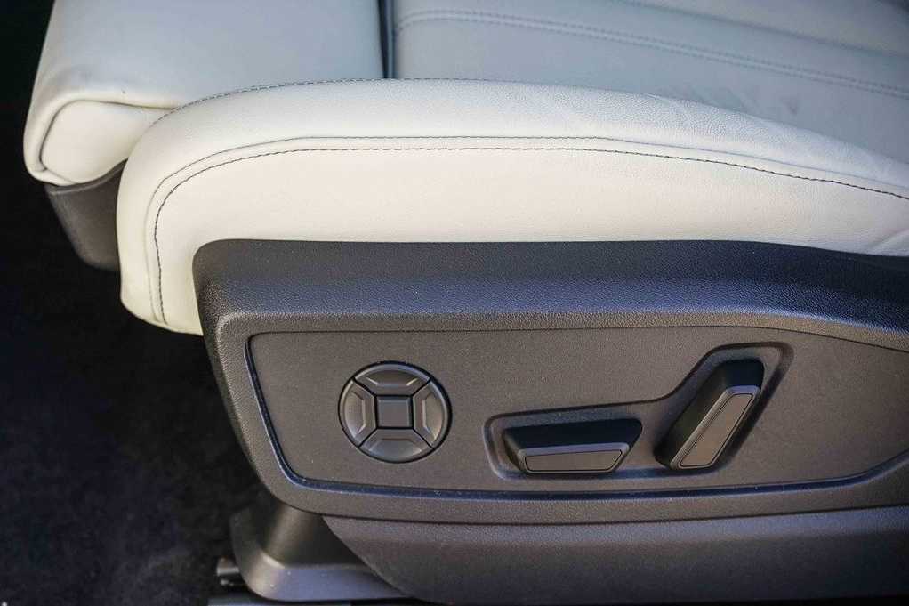 Thumbnail: 2026 Audi Q5 - 20