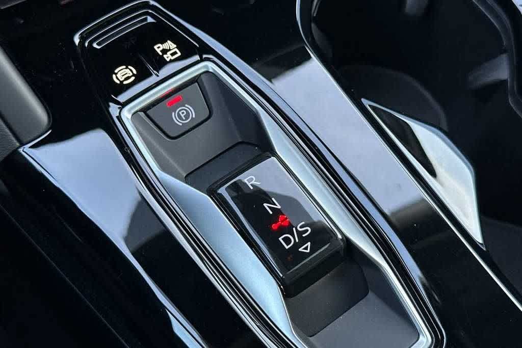 Thumbnail: 2025 Audi Q5 - 22