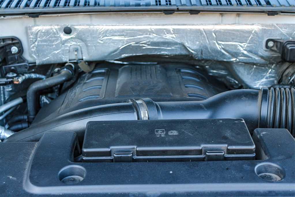 Thumbnail: 2015 Ford Expedition - 30