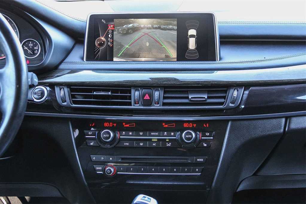 Thumbnail: 2016 BMW X5 - 15