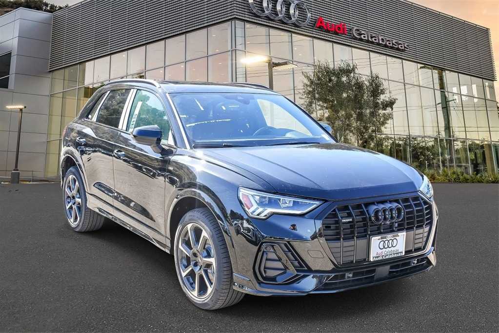 Thumbnail: 2025 Audi Q3 - 5