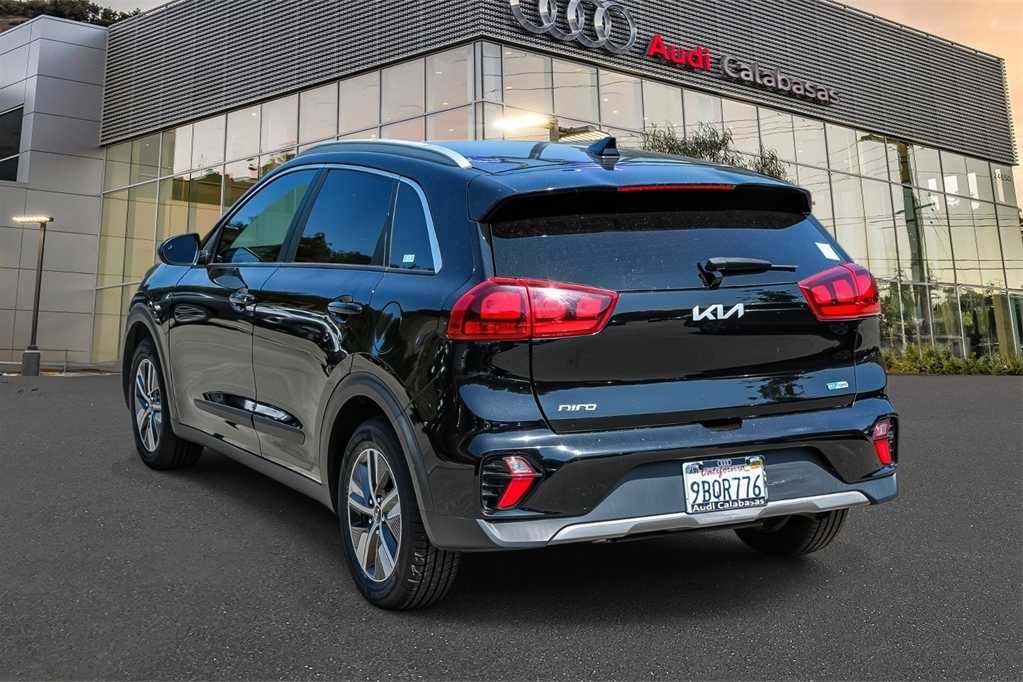 Thumbnail: 2022 Kia Niro - 6