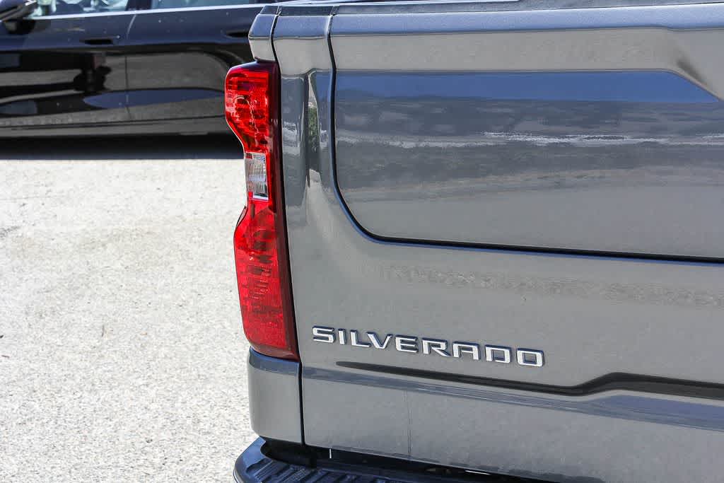 Thumbnail: 2021 Chevrolet Silverado 1500 - 11