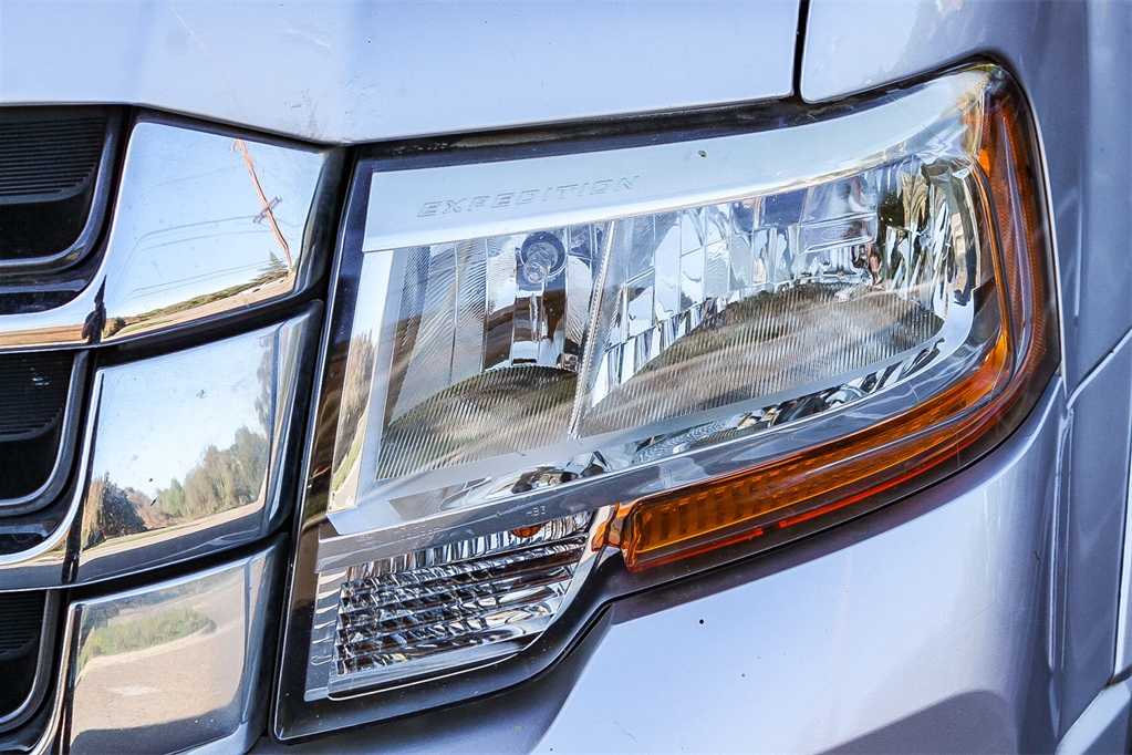 Thumbnail: 2015 Ford Expedition - 8