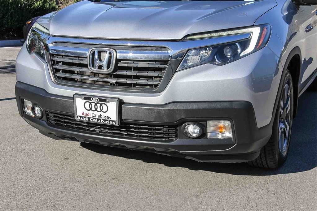 Thumbnail: 2017 Honda Ridgeline - 8