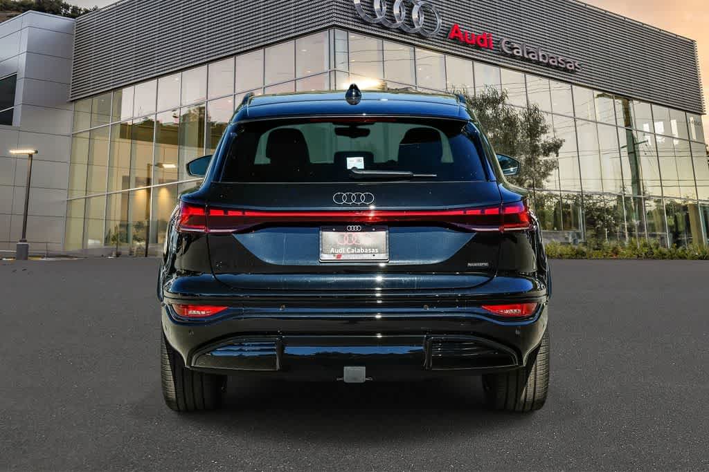 Thumbnail: 2027 Audi Q6 e-tron - 3