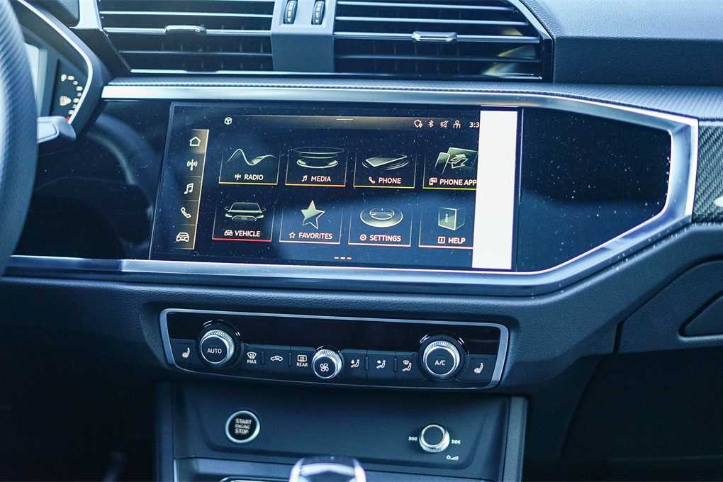 Thumbnail: 2025 Audi Q3 - 14