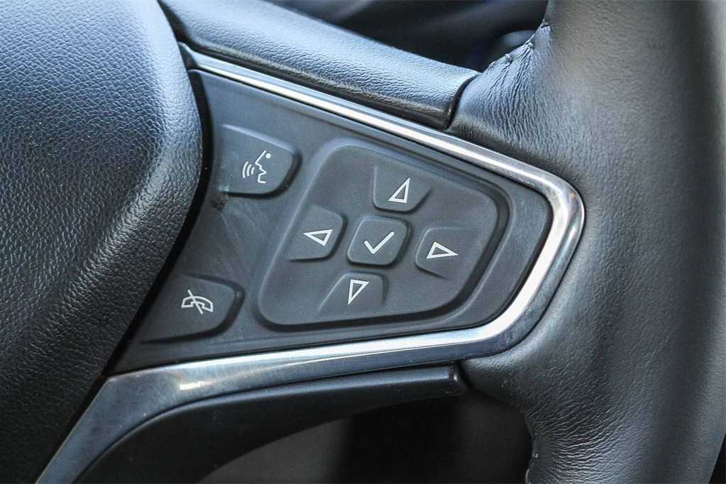 2017 Chevrolet Volt LT 17