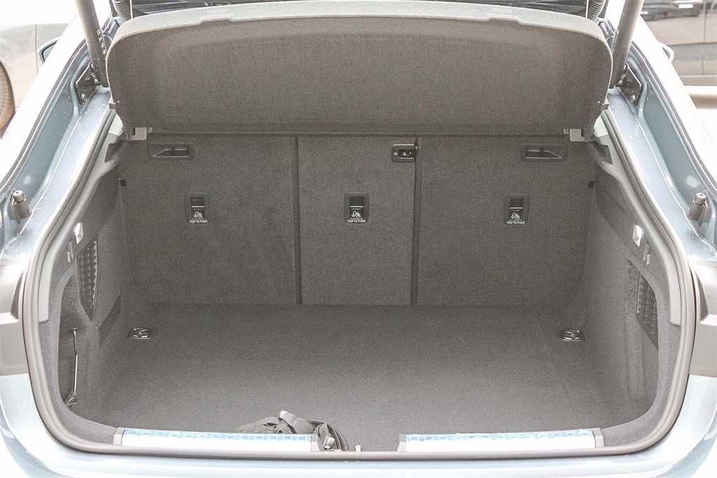 Thumbnail: 2025 Audi A5 - 29