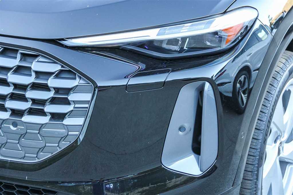 Thumbnail: 2025 Audi Q5 - 7