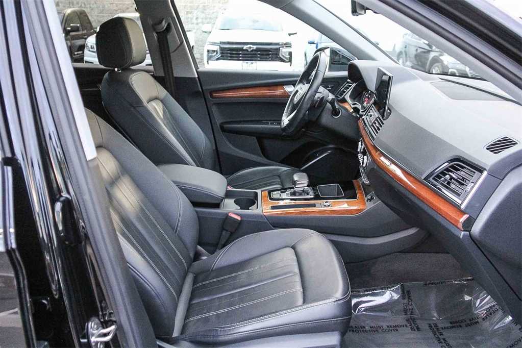 Thumbnail: 2023 Audi Q5 - 19