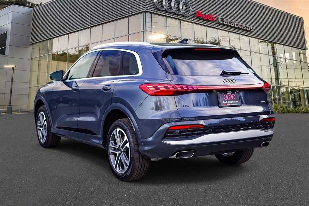 Thumbnail: 2025 Audi Q5 - 2