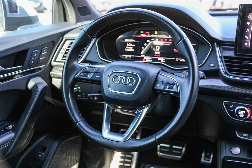 Thumbnail: 2022 Audi SQ5 - 16