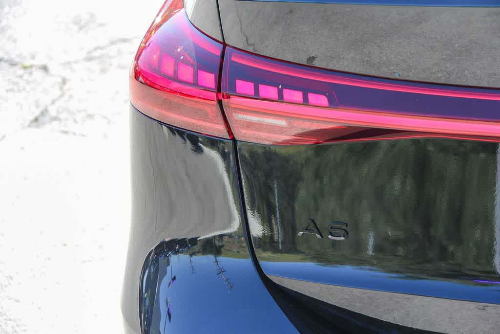 Thumbnail: 2025 Audi e-tron S - 11