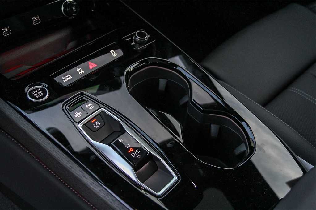 Thumbnail: 2025 Audi A5 - 20