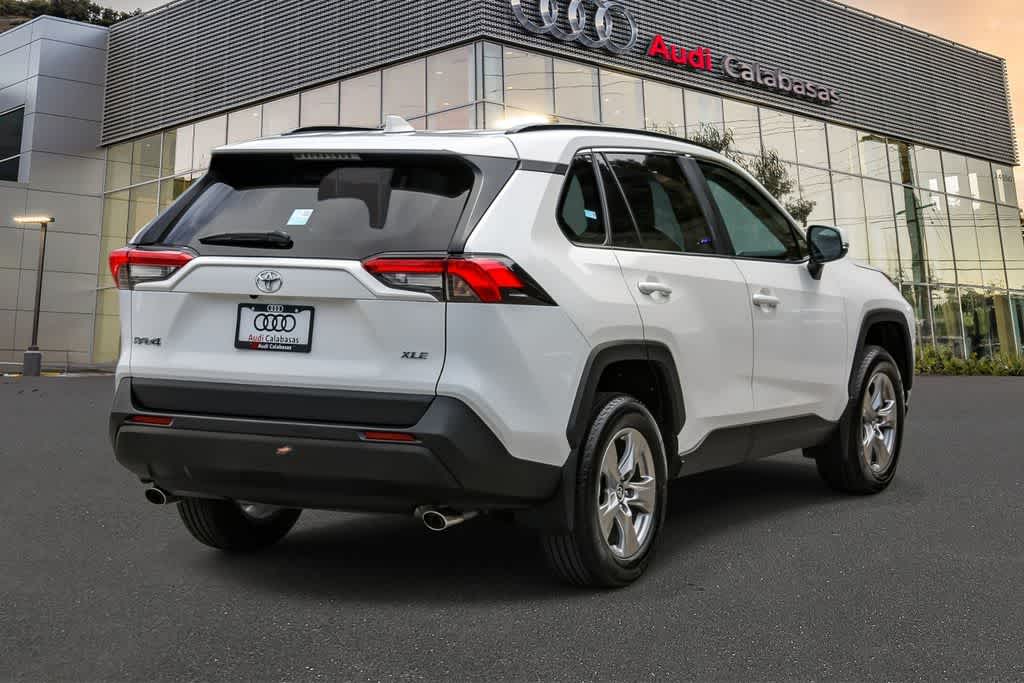 Thumbnail: 2024 Toyota RAV4 - 4