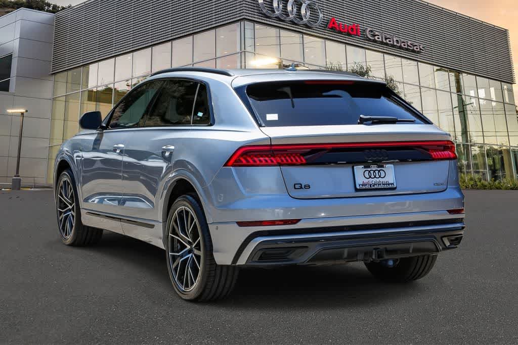 Thumbnail: 2021 Audi Q8 - 2